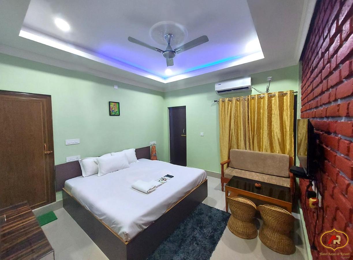 Hotel Aayes And Resort Shānti Niketan Exterior foto
